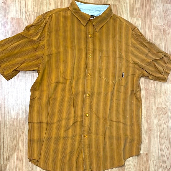 Praha Men’s Button Up Yellow - Picture 5 of 5